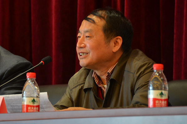 17bevictor伟德官网张淳教授精彩点评.jpg 17bevictor伟德官网张淳教授精彩点评.jpg